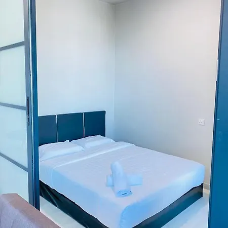 Keen Suites-Jesselton Quay Kota Kinabalu Bagian luar foto